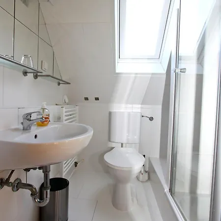 Ueues Hues, App 2 Hörnum